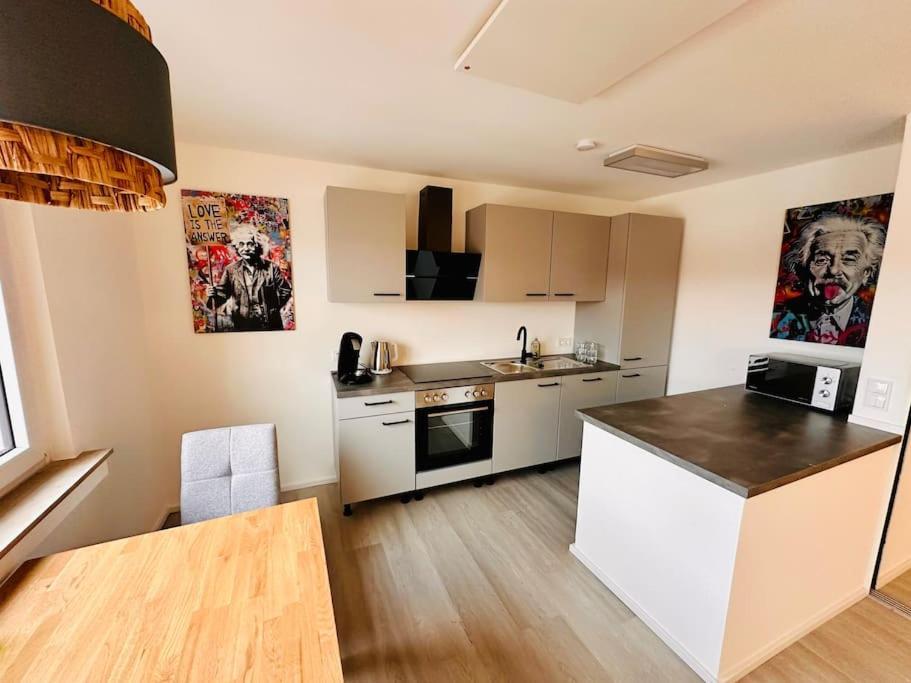 Rheinnest , Neue Und Gemuetliche Wohnung Dormagen Esterno foto
